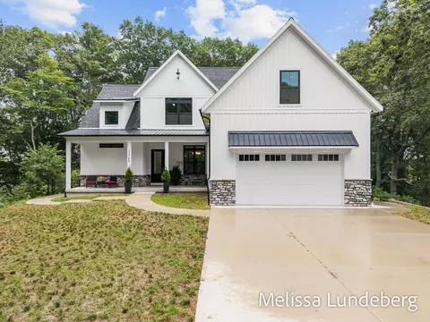 17748 Mohawk, Spring Lake, MI 49456