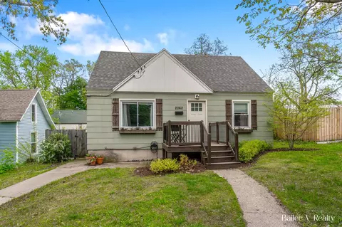 2062 Coit, Grand Rapids, MI 49505