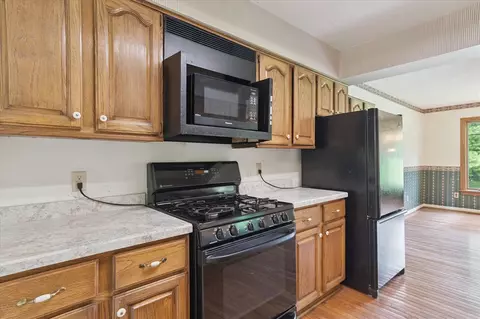 Kitchen - 14430 E Austin, Manchester, MI 48158 photo 4 of 4