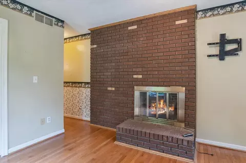 Living - 14430 E Austin, Manchester, MI 48158 photo 10 of 10