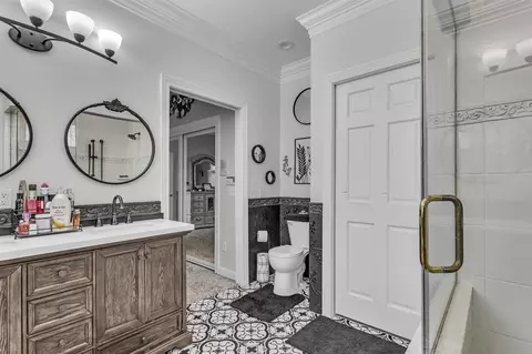 Bath - 6349 E Michigan, Jackson, MI 49201 photo 4 of 8