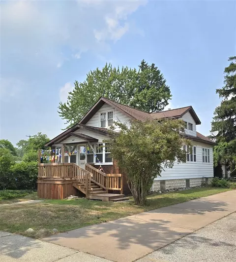 1447 Franklin, Grand Haven, MI 49417