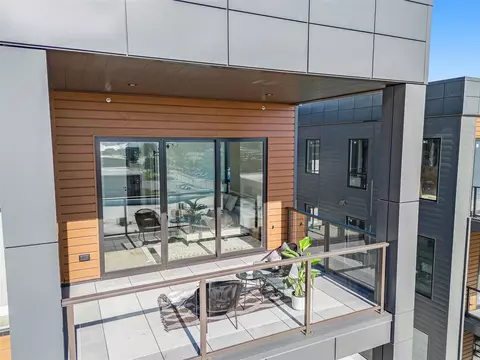 159 S S Riv #403, Holland, MI 49423