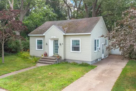 1349 Montague, Muskegon, MI 49441