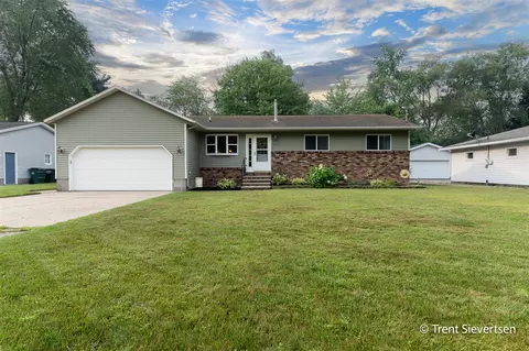 1117 Esther, Norton Shores, MI 49441