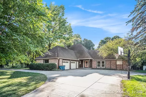 1733 Whitmore, Grand Rapids, MI 49534