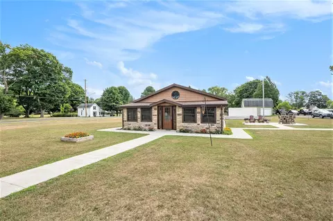 Exterior - 200 E 3rd, Hersey, MI 49639 photo 2 of 4