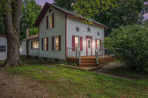 909 Millard, Three Rivers, MI 49093