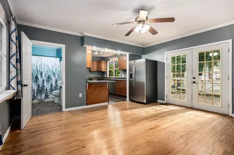 Living - 909 Millard, Three Rivers, MI 49093 photo 1 of 4