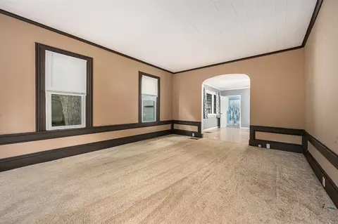 Living - 909 Millard, Three Rivers, MI 49093 photo 3 of 4