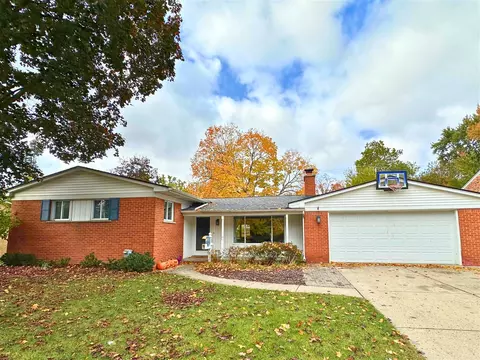 16365 Farmington, Livonia, MI 48154