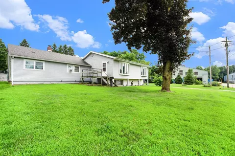117 Mill, Springport, MI 49284