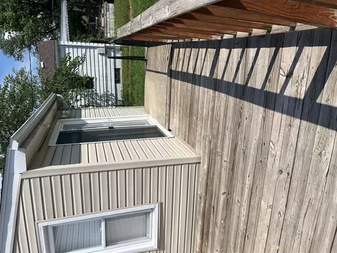 25230 Ford, Roseville, MI 48066