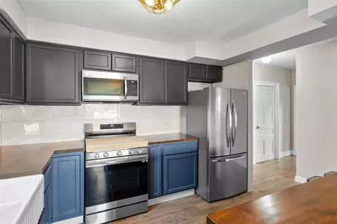 Kitchen - 1020 Miller, Plainwell, MI 49080 photo 2 of 3