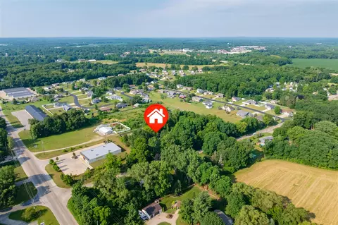 View/Area - 1020 Miller, Plainwell, MI 49080 photo 6 of 12
