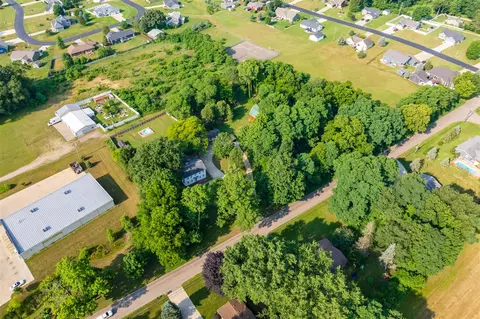 View/Area - 1020 Miller, Plainwell, MI 49080 photo 1 of 12