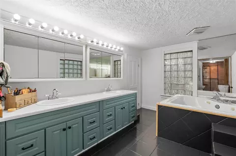 Bath - 1020 Miller, Plainwell, MI 49080 photo 2 of 5