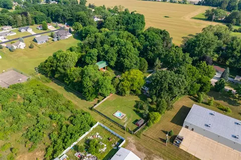 View/Area - 1020 Miller, Plainwell, MI 49080 photo 7 of 12