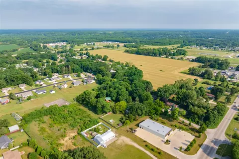 View/Area - 1020 Miller, Plainwell, MI 49080 photo 12 of 12