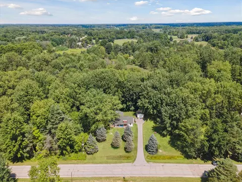 4045 E Lk, Clio, MI 48420 photo 38