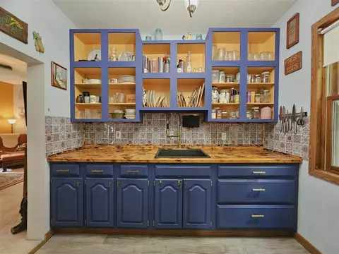 Kitchen - 331 N Steer, Addison, MI 49220 photo 2 of 4