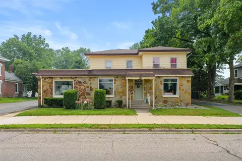 145 W Battle Crk, Galesburg, MI 49053