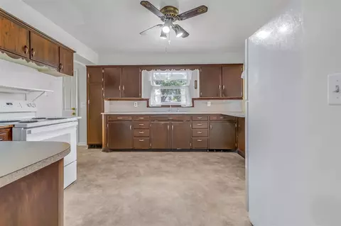 622 W Central, Bronson, MI 49028 photo 7