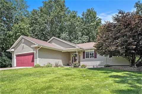 3643 Carrington, Jackson, MI 49202