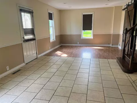 Living - 14320 Ostrander, Maybee, MI 48159 photo 3 of 4