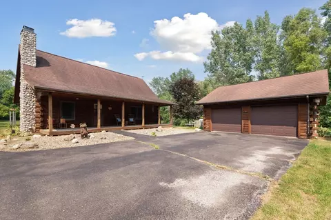 1130 N County Line, Watervliet, MI 49098
