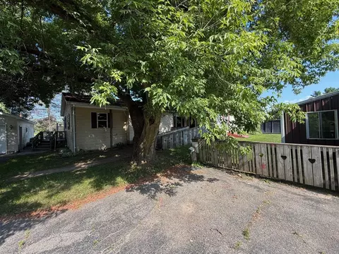 18694 Eisenhower, Morley, MI 49336