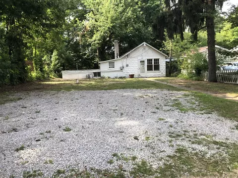 542 Campbell, Benton Harbor, MI 49022