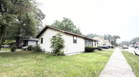 26 W Maplewood, Muskegon Heights, MI 49444