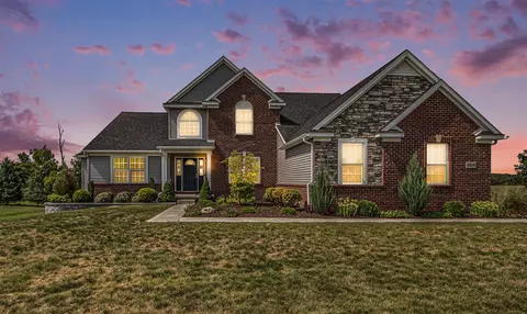 10210 Valley Farms, Saline, MI 48176
