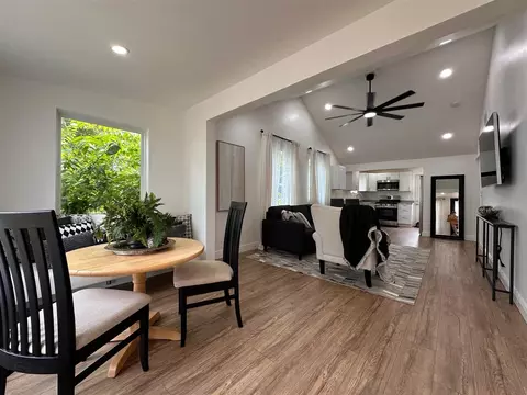 Dining - 522 Lakeview, Gregory, MI 48137 photo 2 of 2