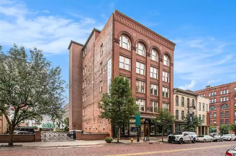 16 Ionia #3C, Grand Rapids, MI 49503