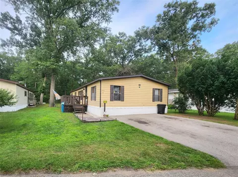 2408 Oak, Twin Lake, MI 49457