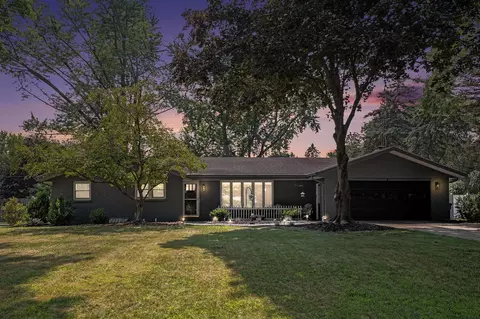 5771 Echo, Stevensville, MI 49127