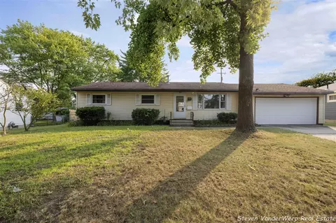 1203 Hampden, Muskegon, MI 49441