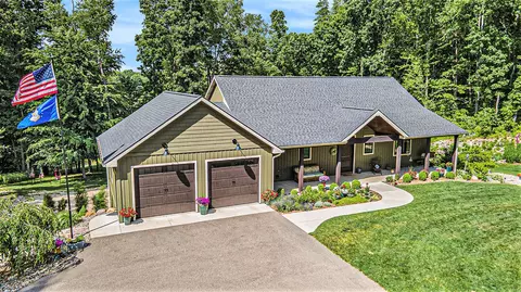 7789 Kirkshire, Delton, MI 49046