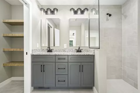 Bath - 233 Markus Gln, Plainwell, MI 49080 photo 2 of 3