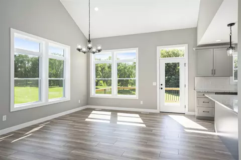 Dining - 233 Markus Gln, Plainwell, MI 49080 photo 2 of 2