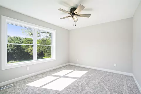 Bedroom - 233 Markus Gln, Plainwell, MI 49080 photo 5 of 6