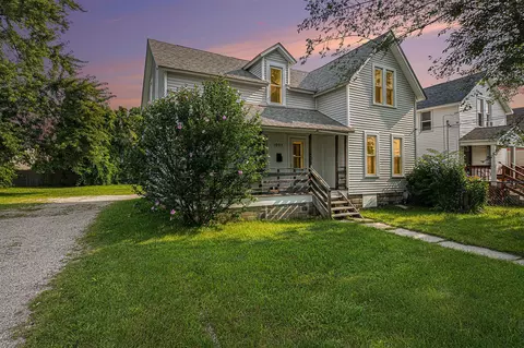1007 E Crosstown, Kalamazoo, MI 49001