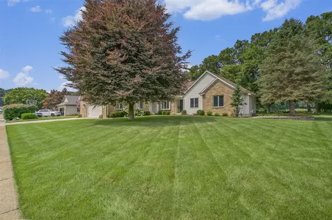 Exterior - 2540 Meadowbrook, Jackson, MI 49201 photo 7 of 10