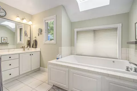 Bath - 2540 Meadowbrook, Jackson, MI 49201 photo 1 of 2