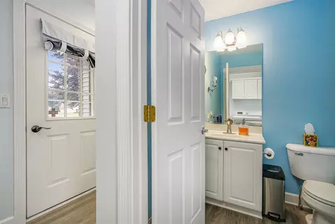 Entry Way - 2540 Meadowbrook, Jackson, MI 49201 photo 1 of 1