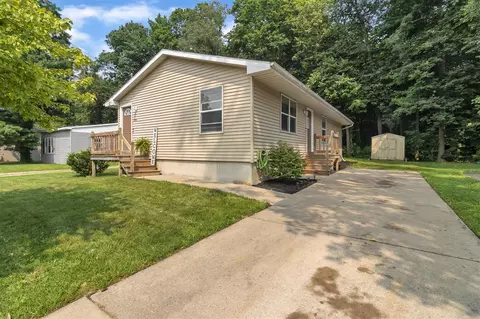 2606 Kate, Holt, MI 48842