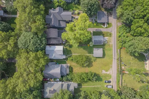 View/Area - 426 State, Adrian, MI 49221 photo 2 of 2