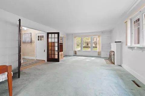 Living - 426 State, Adrian, MI 49221 photo 1 of 3